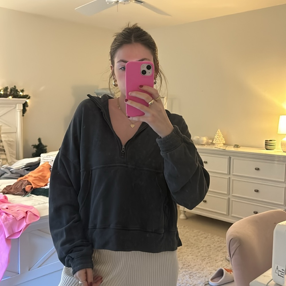 Aerie Chillax Quarter-zip Sweatshirt.